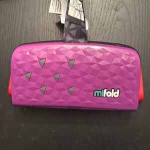 Mifold folding booster seat